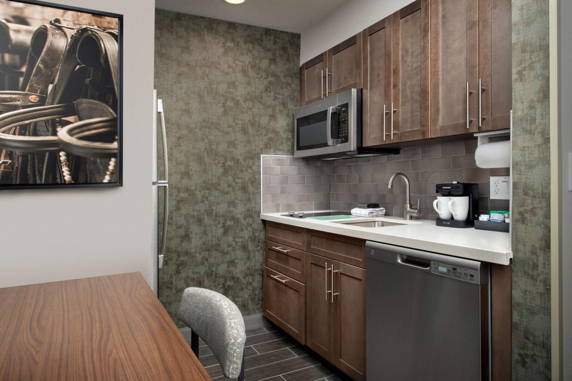 Homewood Suites By Hilton Louisville Airport Bagian luar foto