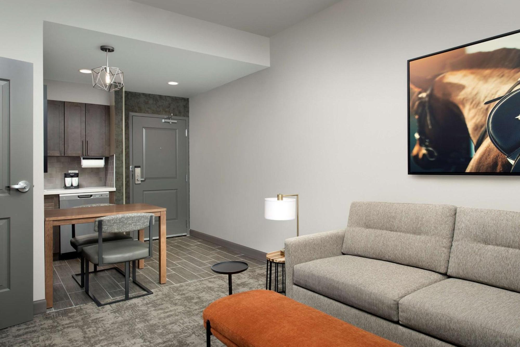 Homewood Suites By Hilton Louisville Airport Bagian luar foto