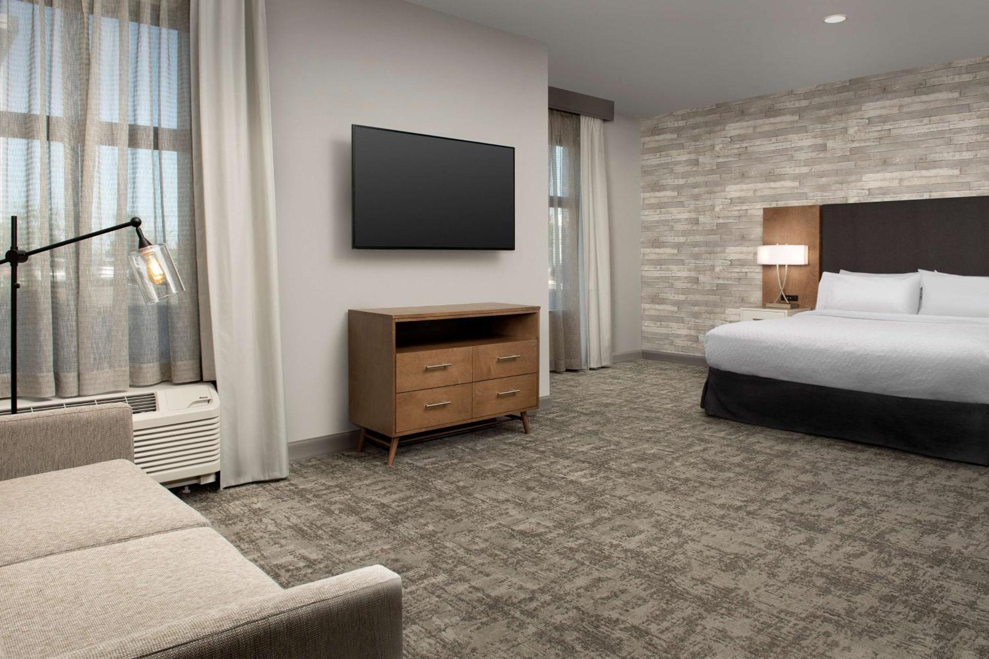 Homewood Suites By Hilton Louisville Airport Bagian luar foto